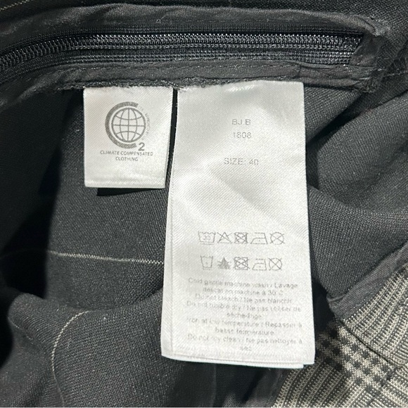 GANNI Checked Suiting Shorts in Kalamata Plaid 8 10 - Picture 9 of 10